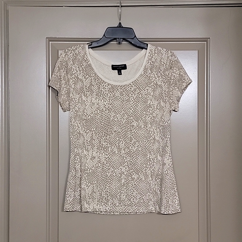 Snakeskin print tee🐍tan/cream